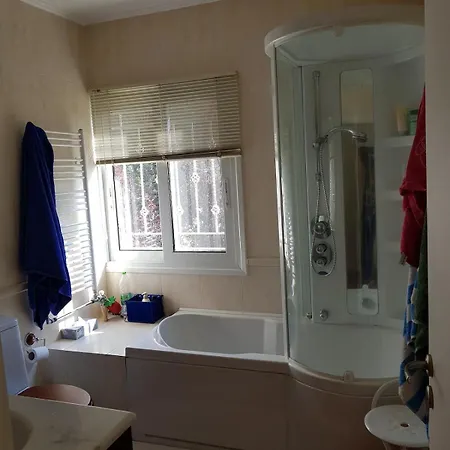 Beachfront House 35min From Athens * Dhilesi