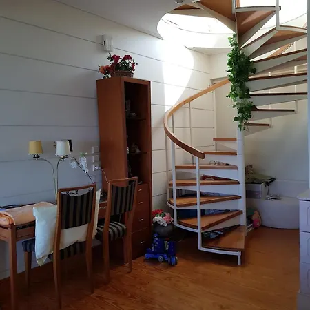 Beachfront House 35min From Athens *