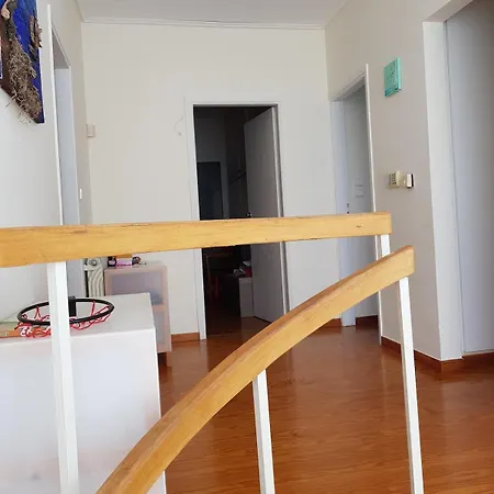 Beachfront House 35min From Athens